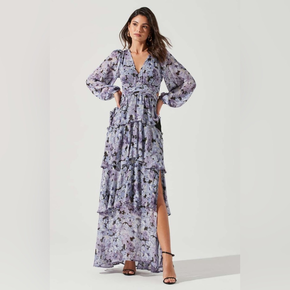 ASTR the label Anora cut out tiered maxi dress
